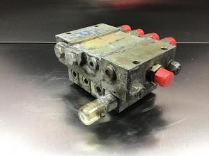 Liebherr Verteilerblock